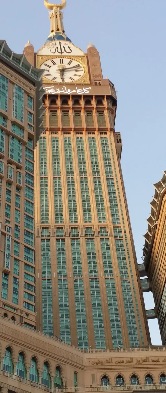 deqa-the-clock-tower-in-makkah-1033920 (1)_compressed